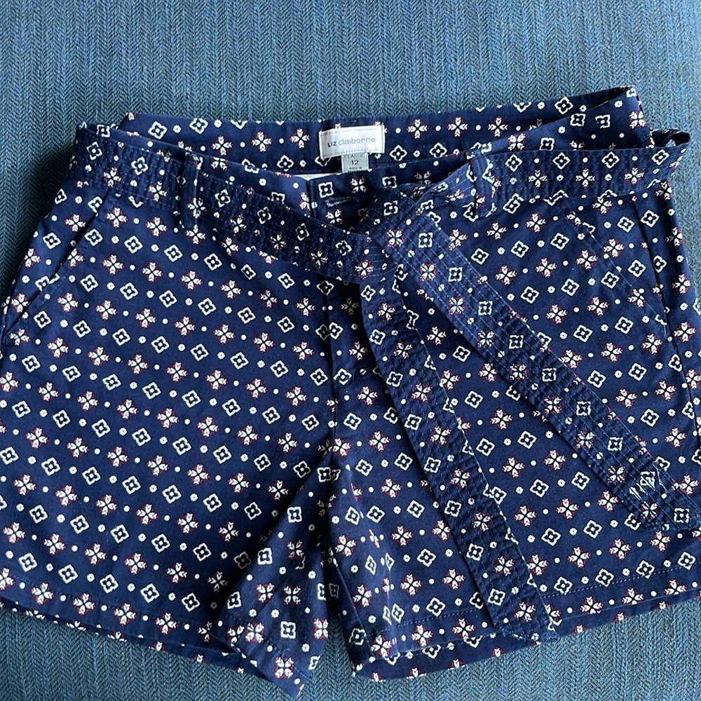 Liz Claiborne Classic short
